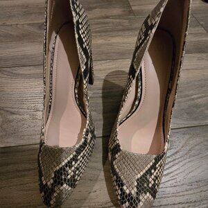 AD & Daughters Size 8.5 Snakeskin Leather Heels